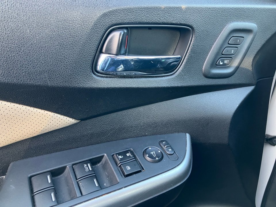 Used 2015 Honda CR-V Touring image 35