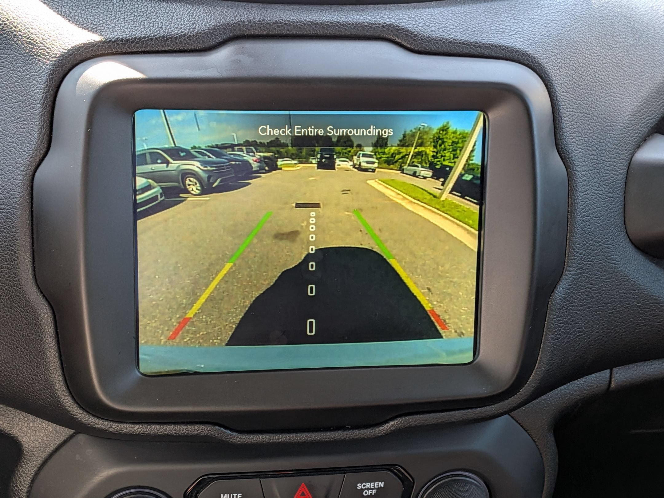 Used 2023 Jeep Renegade Latitude AWD/4WD image 24