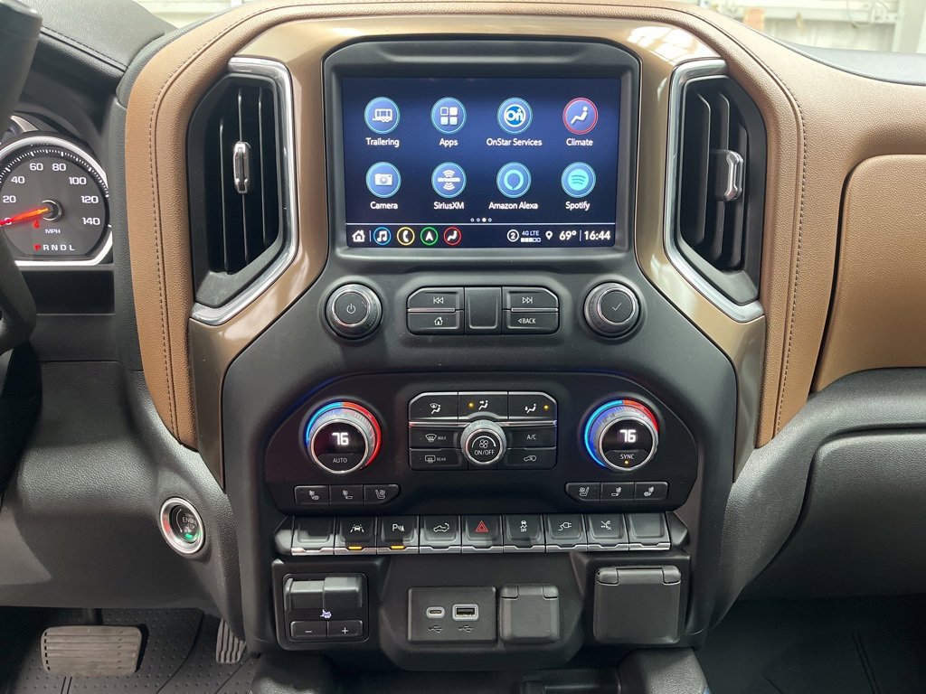 Used 2022 Chevrolet Silverado 1500 High Country w/ Technology Package image 23