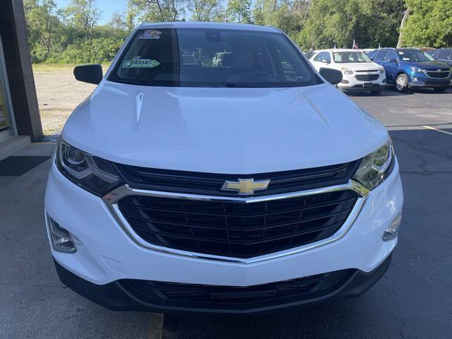 Used 2021 Chevrolet Equinox LS w/ LS Convenience Package AWD/4WD image 3