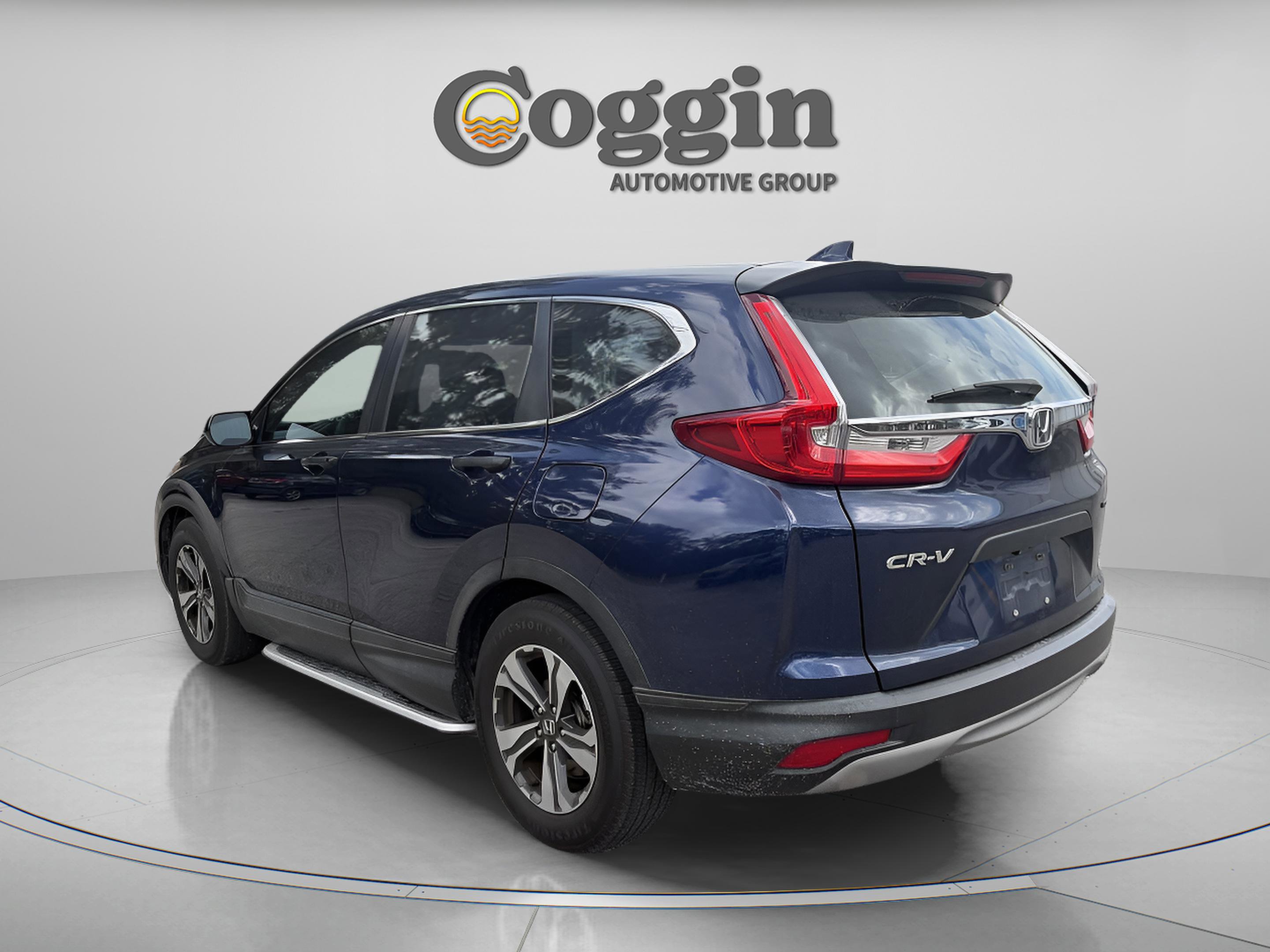 Used 2017 Honda CR-V LX image 3