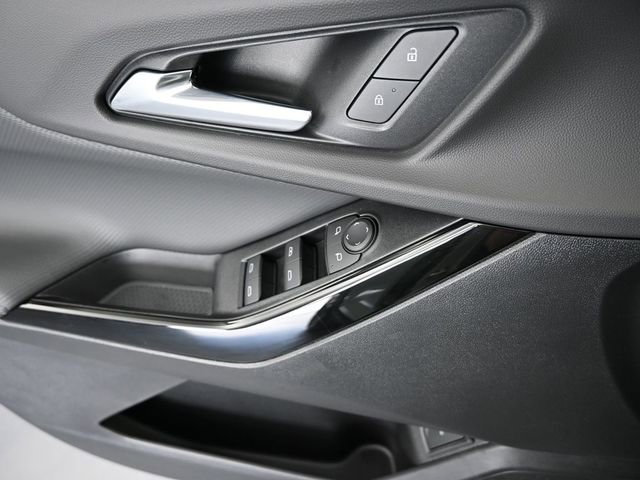 New 2026 Chevrolet Equinox LT w/ Convenience Package II image 37