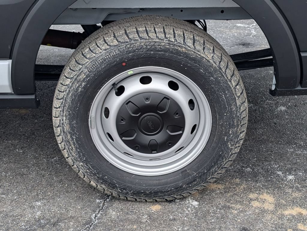 New 2026 Ford Transit 150 148 Medium Roof RWD image 18