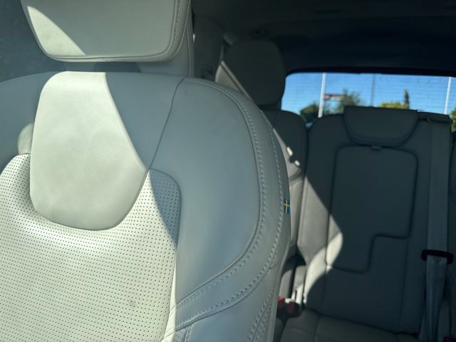 Used 2024 Volvo XC90 T8 Ultimate w/ Lounge Package AWD/4WD image 16