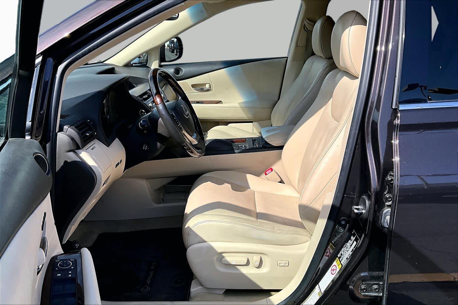 Used 2013 Lexus RX 450h FWD w/ Navigation Pkg image 7
