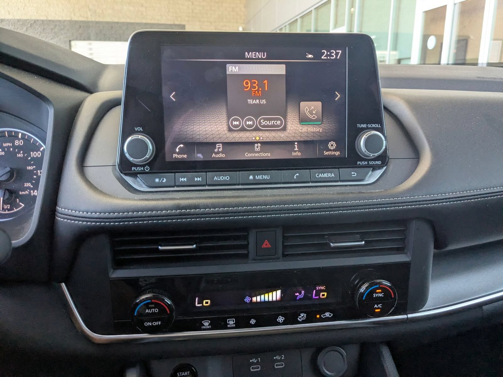 Used 2024 Nissan Rogue SV FWD image 18