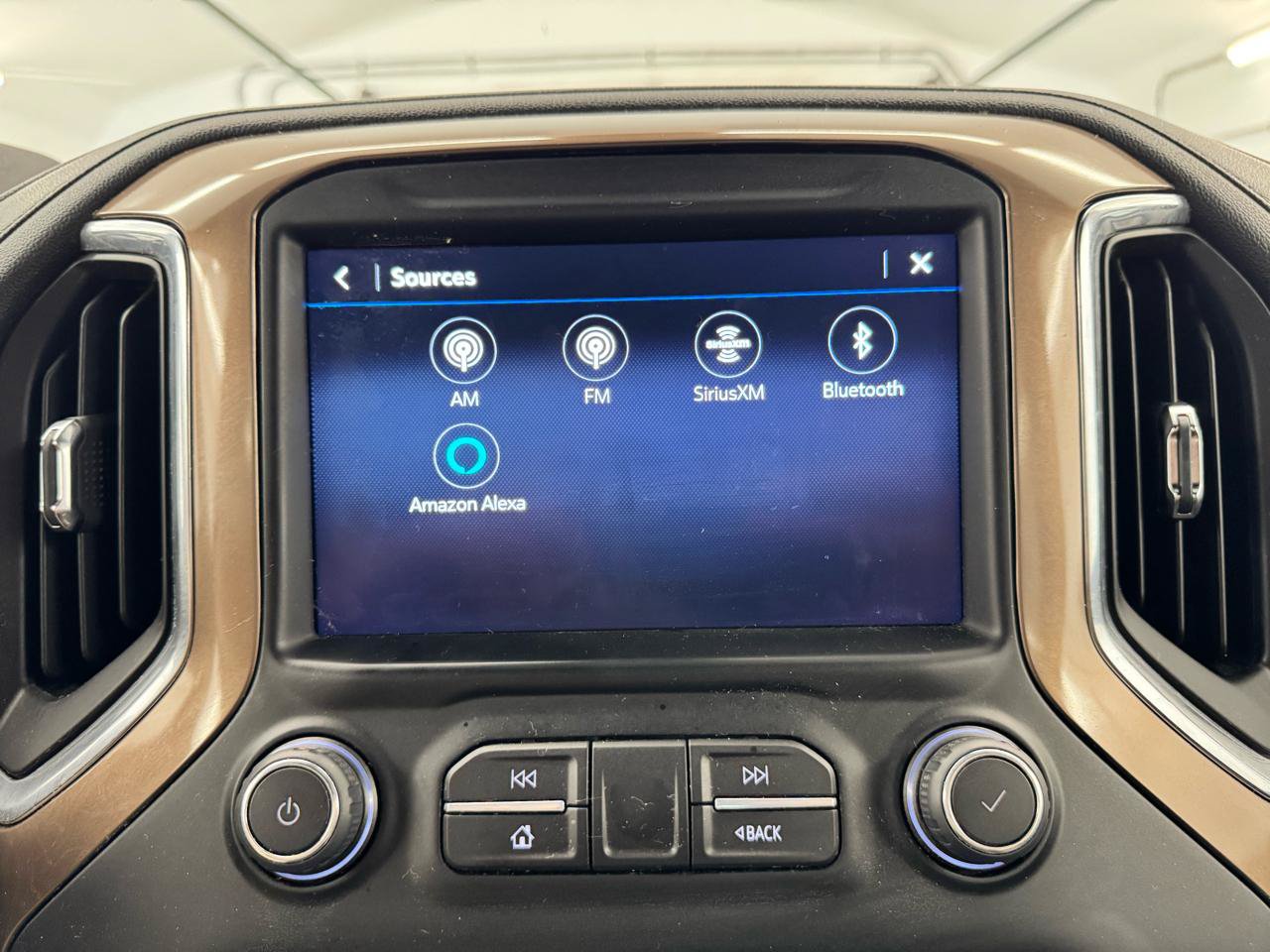 Used 2020 Chevrolet Silverado 2500 High Country w/ Z71 Off-Road Package AWD/4WD image 41