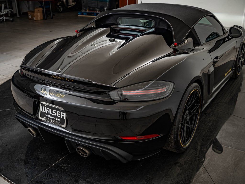 Certified 2025 Porsche 718 Boxster Spyder RS RWD image 30