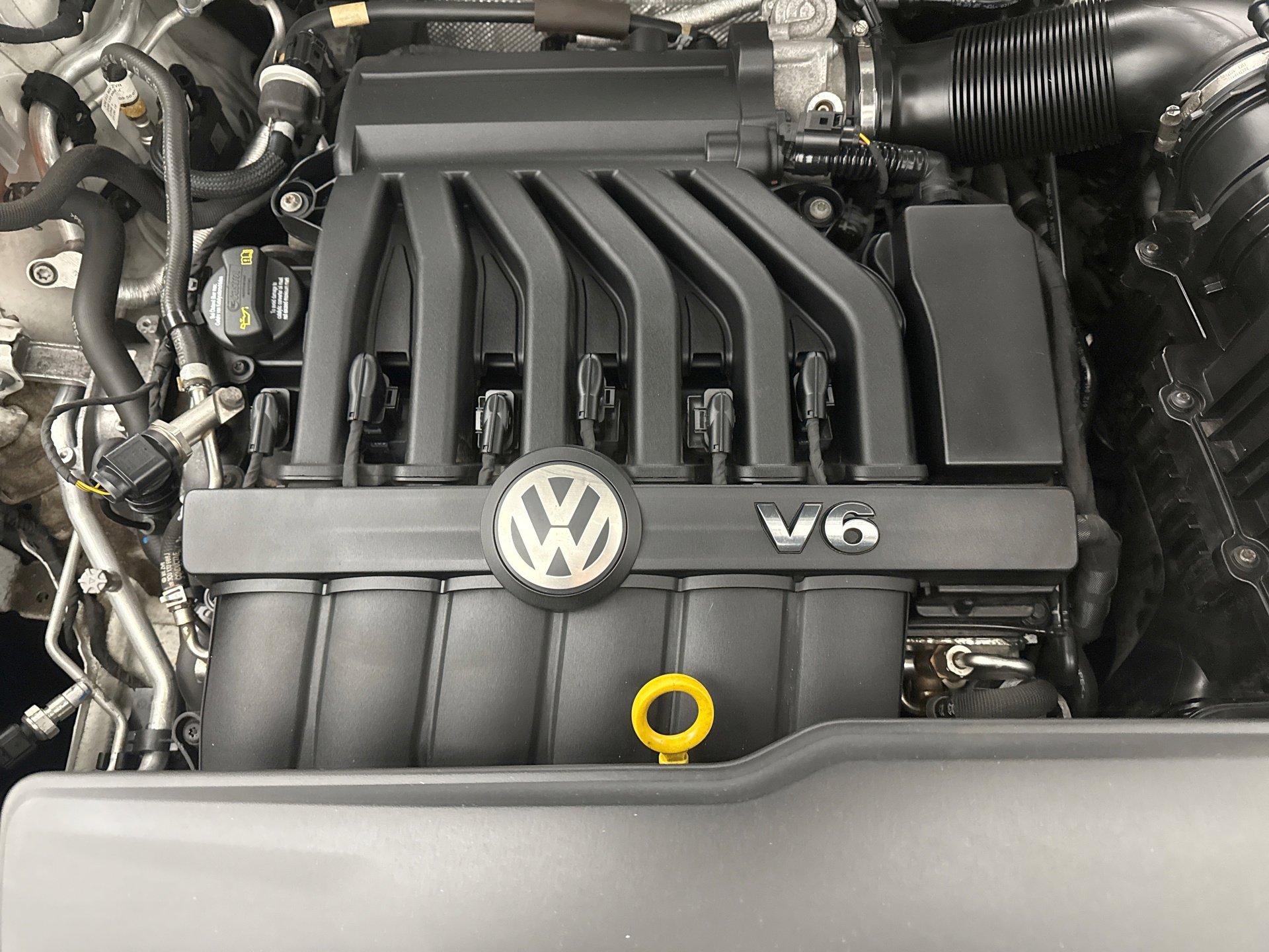 Used 2019 Volkswagen Atlas SE w/ Towing Package image 26