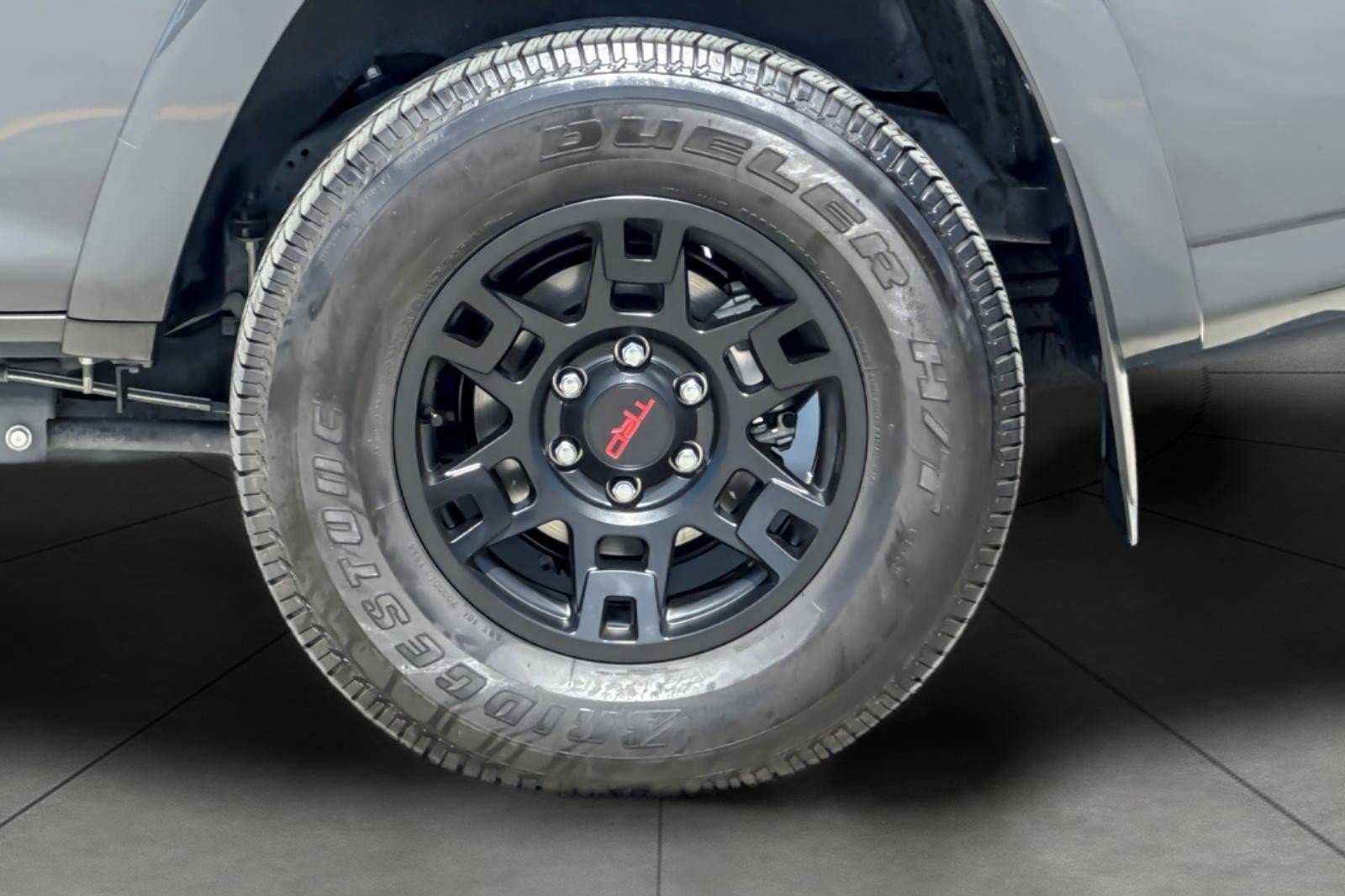 Certified 2024 Toyota 4Runner SR5 AWD/4WD image 25