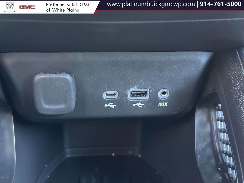 Used 2023 Chevrolet TrailBlazer RS w/ Convenience Package image 26