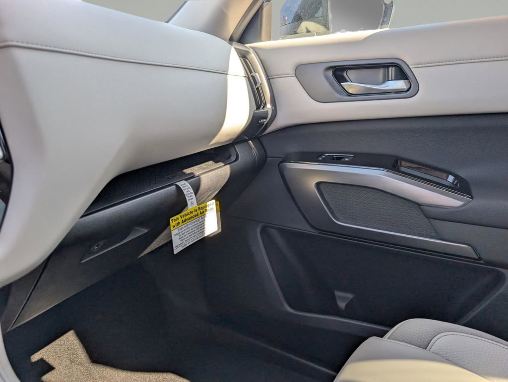 New 2026 Nissan Pathfinder SL image 28