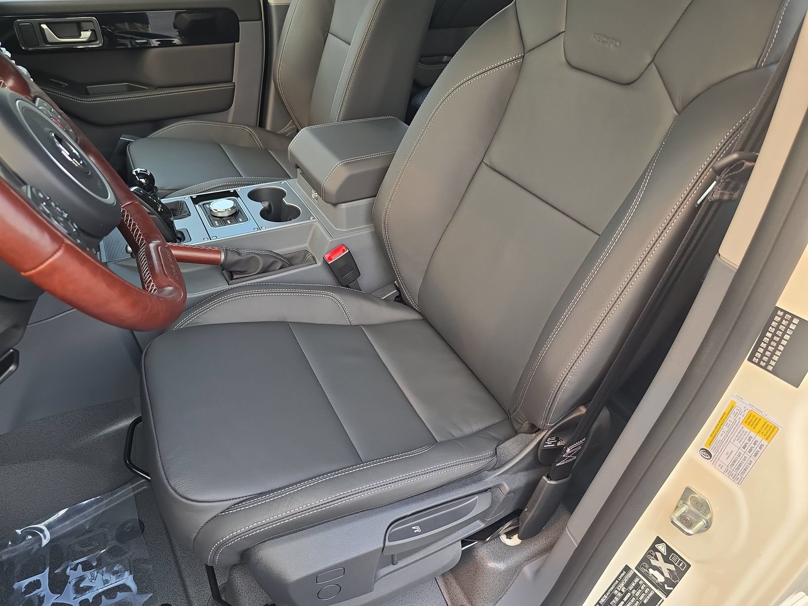 New 2026 INEOS Grenadier Station Wagon AWD/4WD image 15