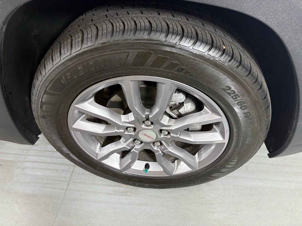 Used 2024 GMC Terrain SLT FWD image 10
