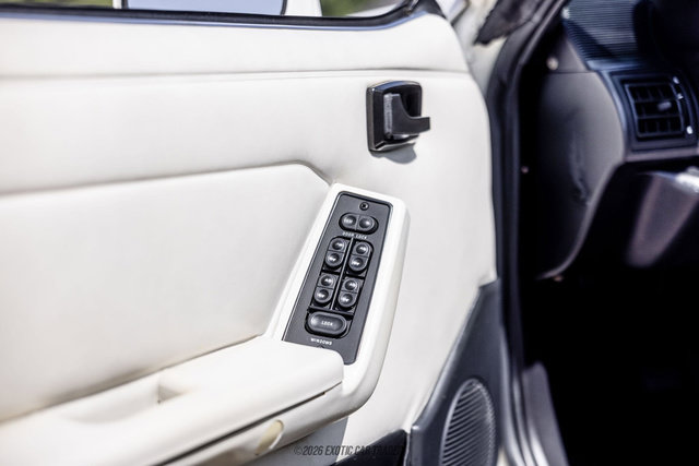 Used 1993 Ford Mustang LX RWD image 42