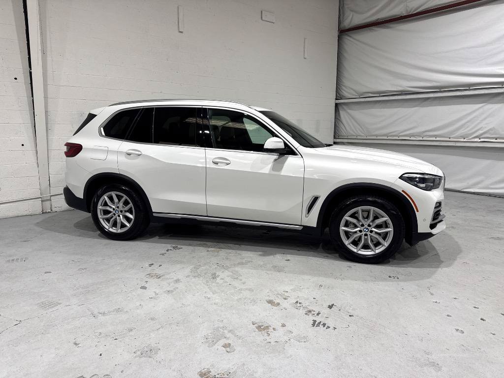 Used 2019 BMW X5 xDrive40i w/ Premium Package 2 AWD/4WD image 7