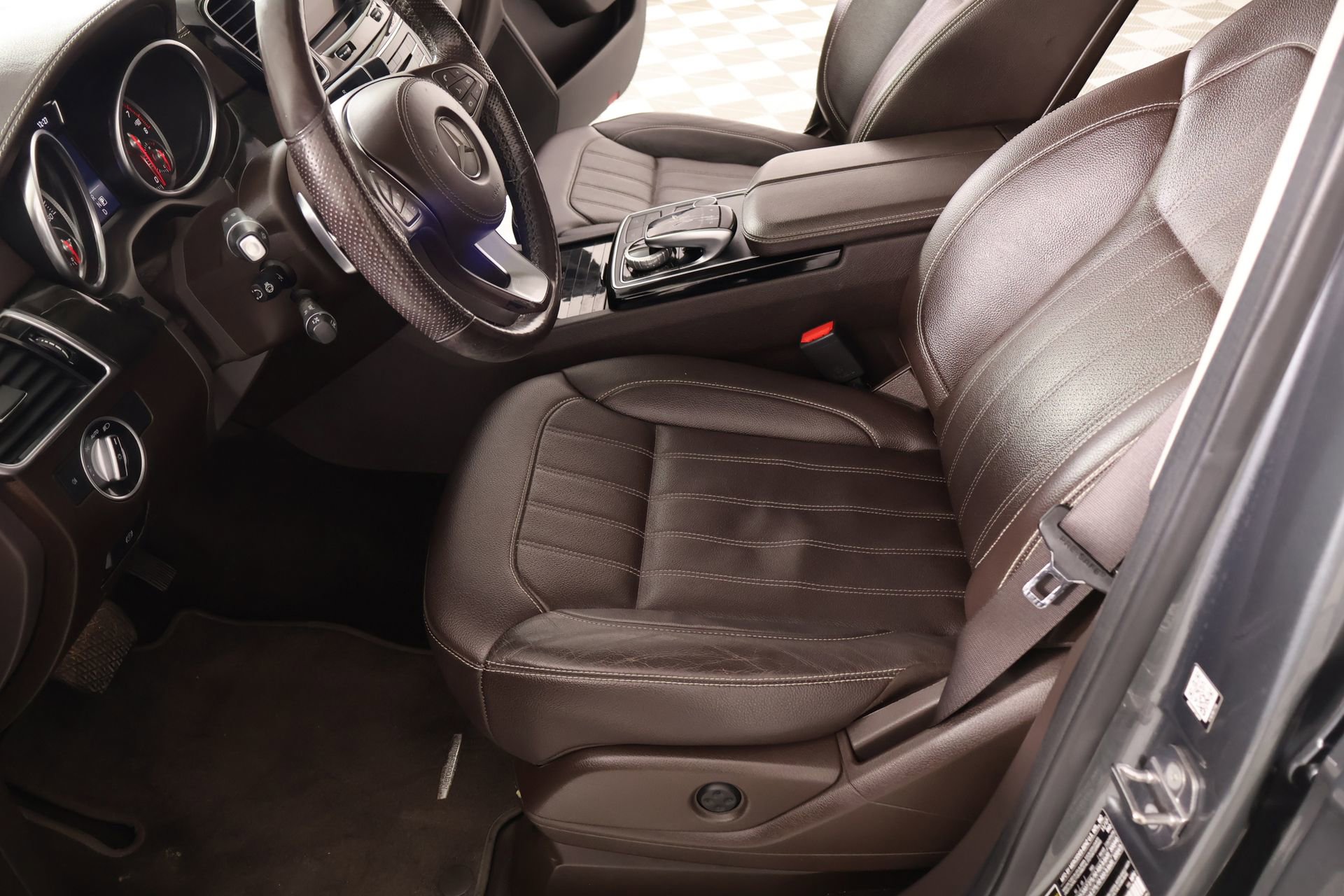 Used 2018 Mercedes-Benz GLS 450 4MATIC image 12