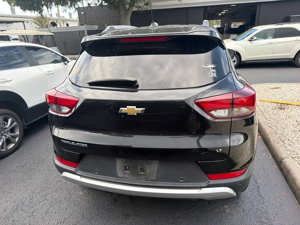 Used 2021 Chevrolet TrailBlazer LT w/ Convenience Package FWD image 5