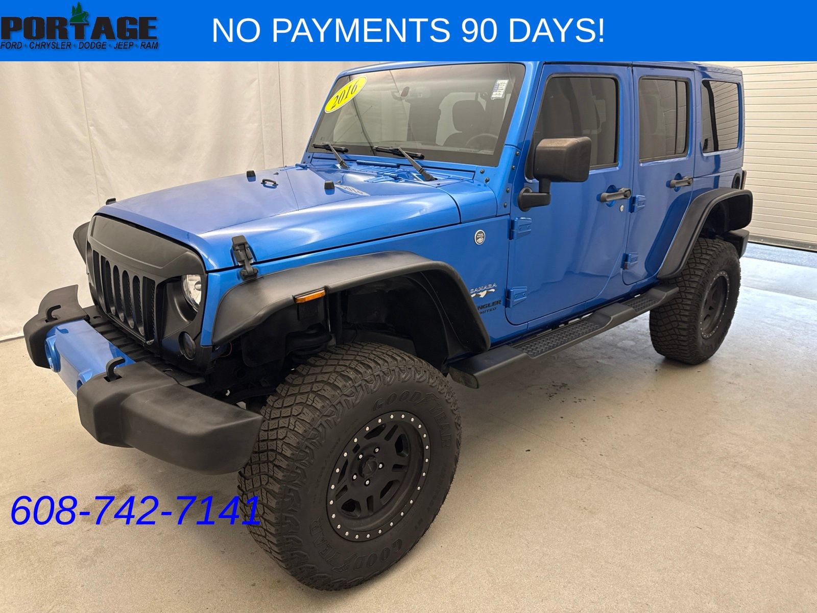 Used 2016 Jeep Wrangler Unlimited Sahara w/ Connectivity Group AWD/4WD image 5