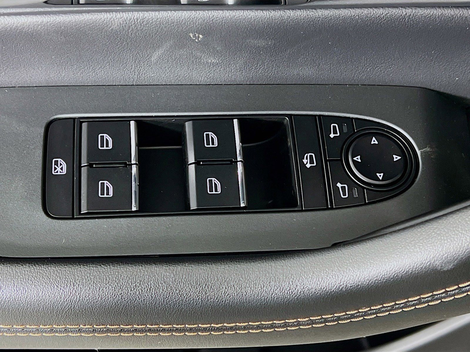 New 2026 MAZDA CX-90 Plug-In Hybrid w/Premium Sport AWD/4WD image 20