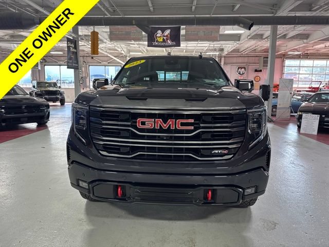 Used 2023 GMC Sierra 1500 AT4 w/ AT4 Premium Package AWD/4WD image 8