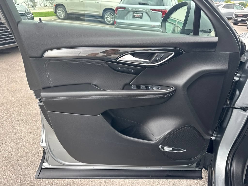 Used 2024 Buick Envision Preferred AWD/4WD image 9