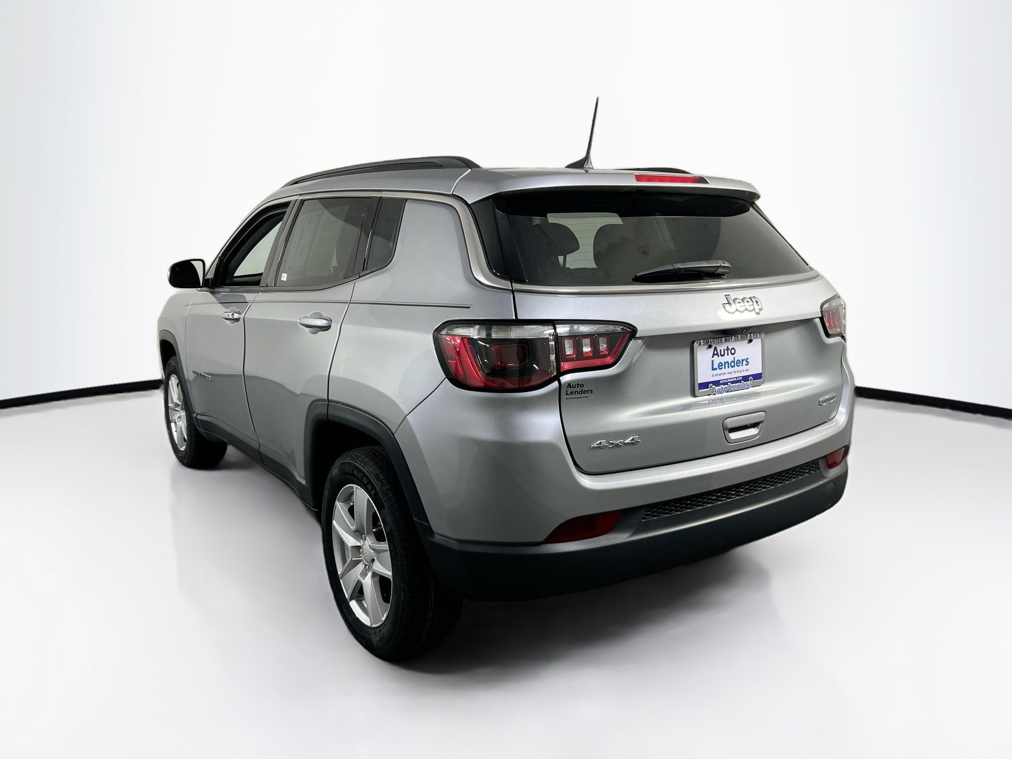 Used 2022 Jeep Compass Latitude w/ Convenience Group AWD/4WD image 7