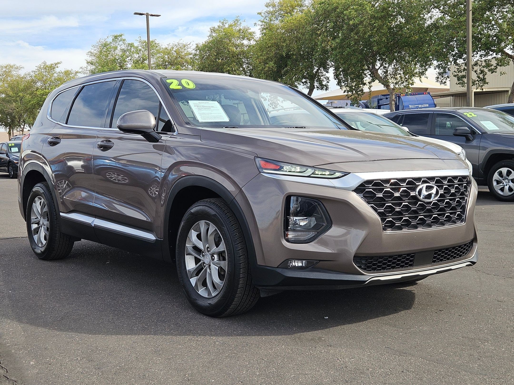 Used 2020 Hyundai Santa Fe SEL image 3
