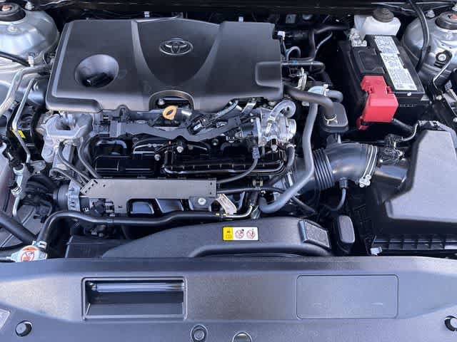Used 2024 Toyota Camry XSE FWD image 15