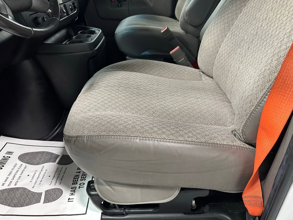 Used 2022 Chevrolet Express 3500 w/ Power Convenience Package image 14