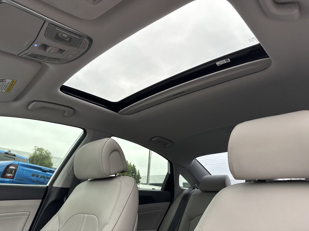 Used 2017 Hyundai Sonata Limited w/ Cargo Package image 2