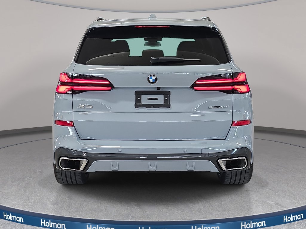 Used 2026 BMW X5 sDrive40i w/ M Sport Package RWD image 7