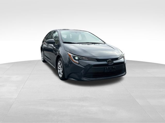 Used 2023 Toyota Corolla LE image 7