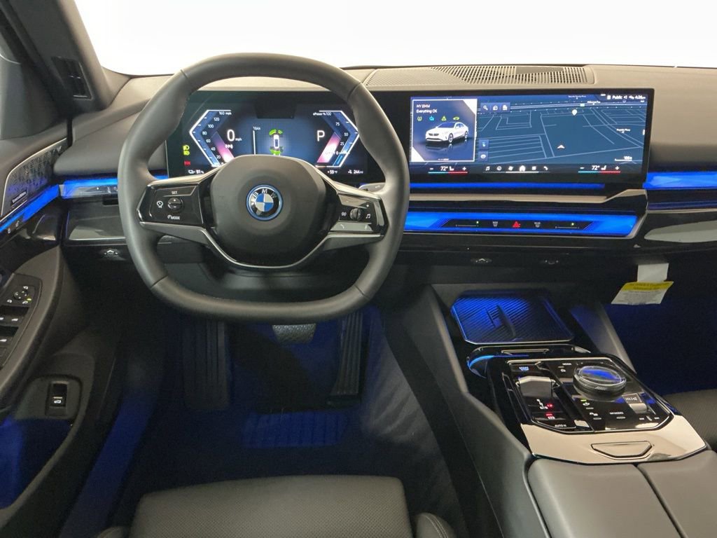 Certified 2025 BMW i5 eDrive40i image 8
