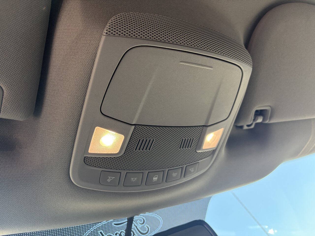 Used 2015 Ford F150 XLT w/ Equipment Group 301A Mid AWD/4WD image 26