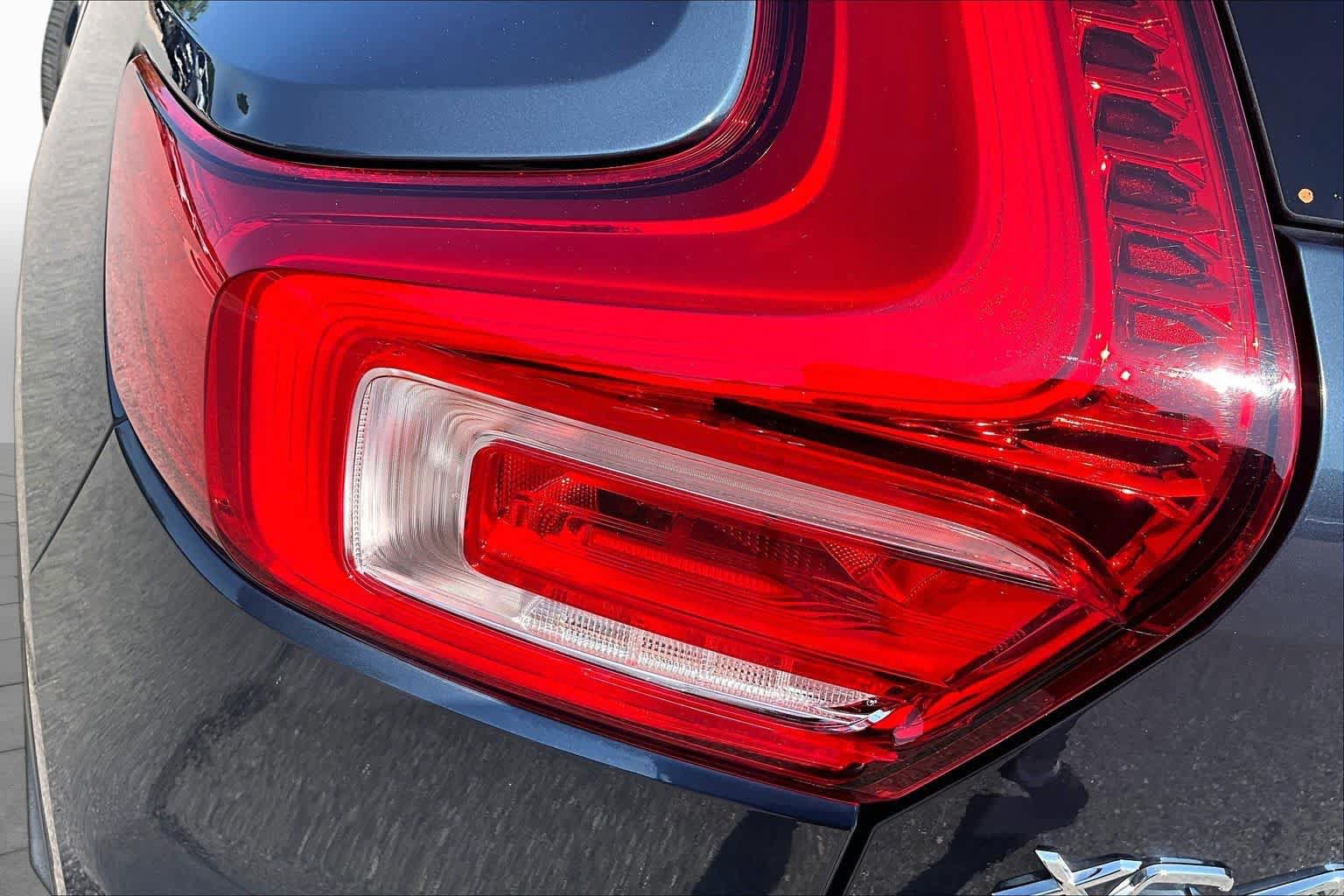 Used 2021 Volvo XC40 T4 Inscription w/ Protection Package FWD image 30