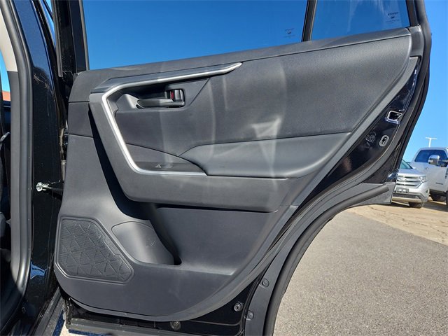 Used 2025 Toyota RAV4 LE image 12