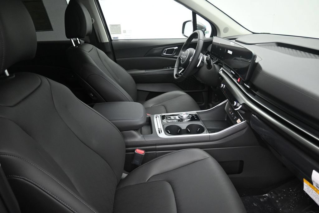 New 2026 Kia Carnival SX w/ SX Dark Edition Package FWD image 18