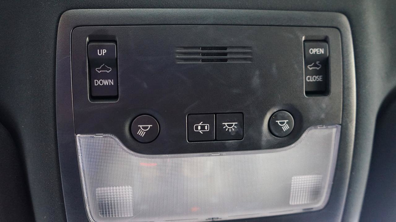 Used 2018 Lexus IS 300 F Sport RWD image 20