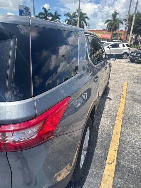Used 2021 Chevrolet Traverse LS FWD image 5