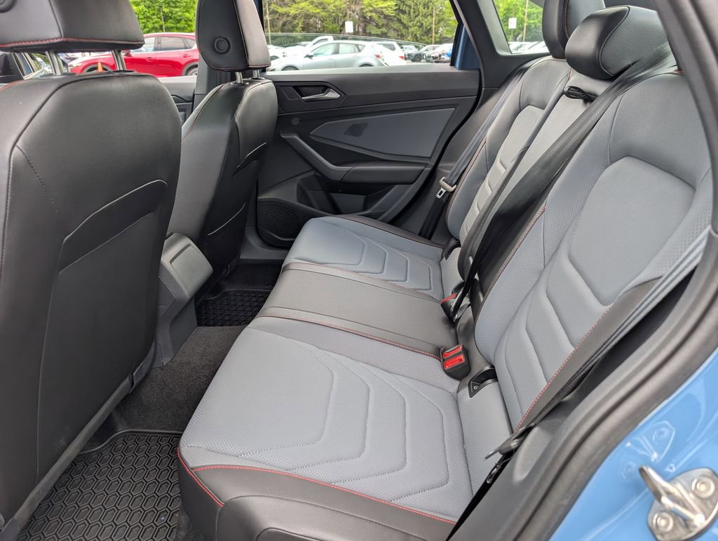Used 2026 Volkswagen Jetta GLI Autobahn FWD image 12