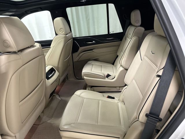 Certified 2023 Cadillac Escalade Premium Luxury image 16