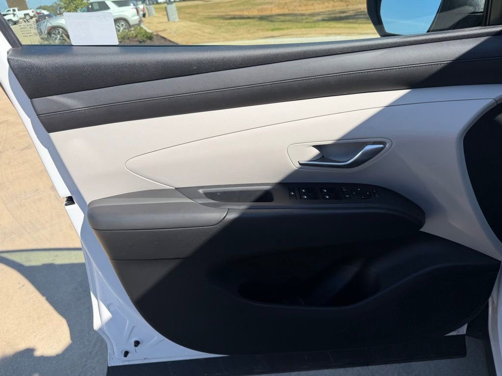 Certified 2025 Hyundai Tucson SEL image 10