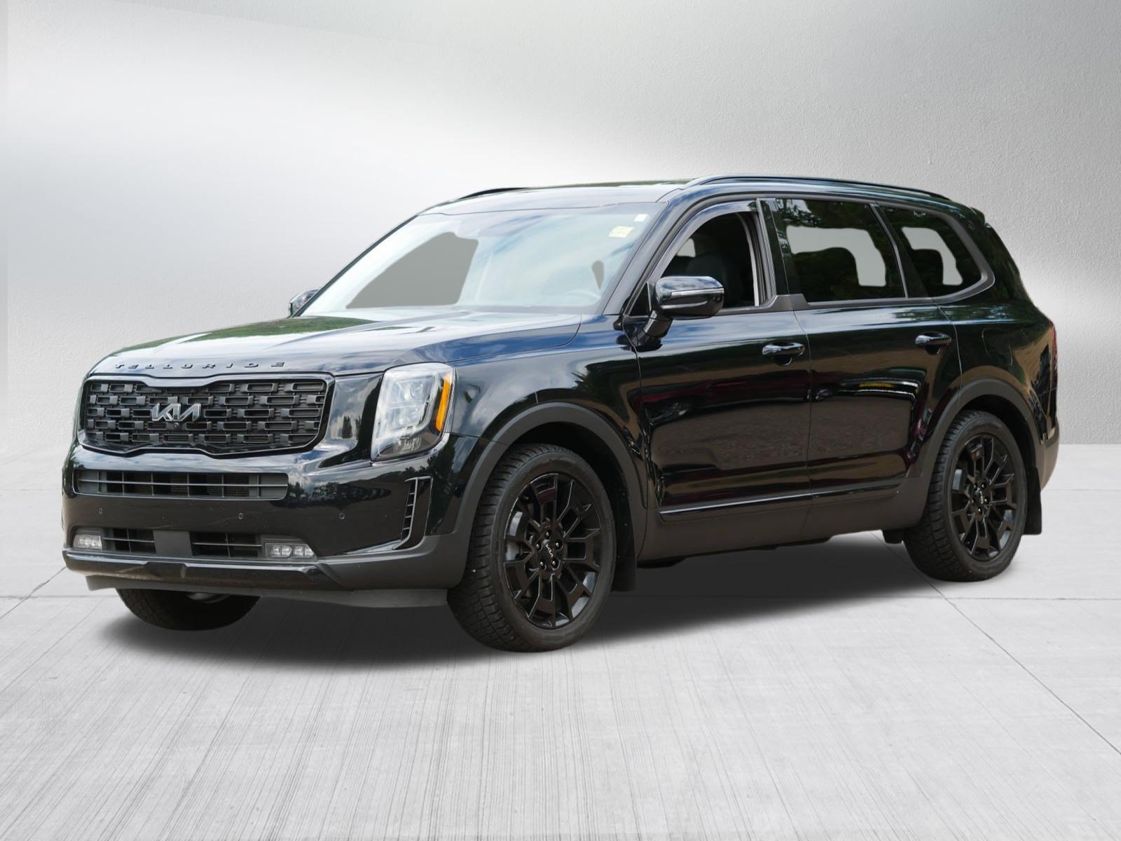 Used 2022 Kia Telluride SX w/ SX Prestige Package AWD/4WD image 3