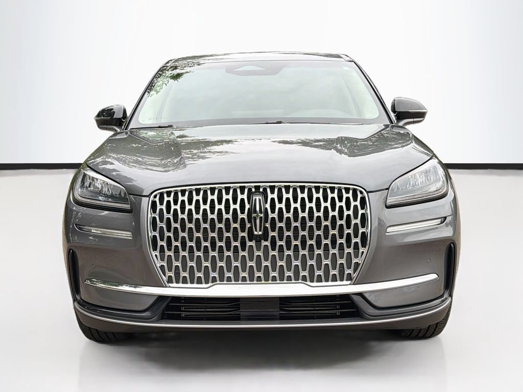 Used 2025 Lincoln Corsair AWD w/ Equipment Group 101A image 2