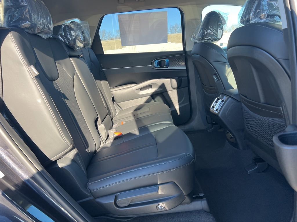 New 2026 Kia Sorento S image 15
