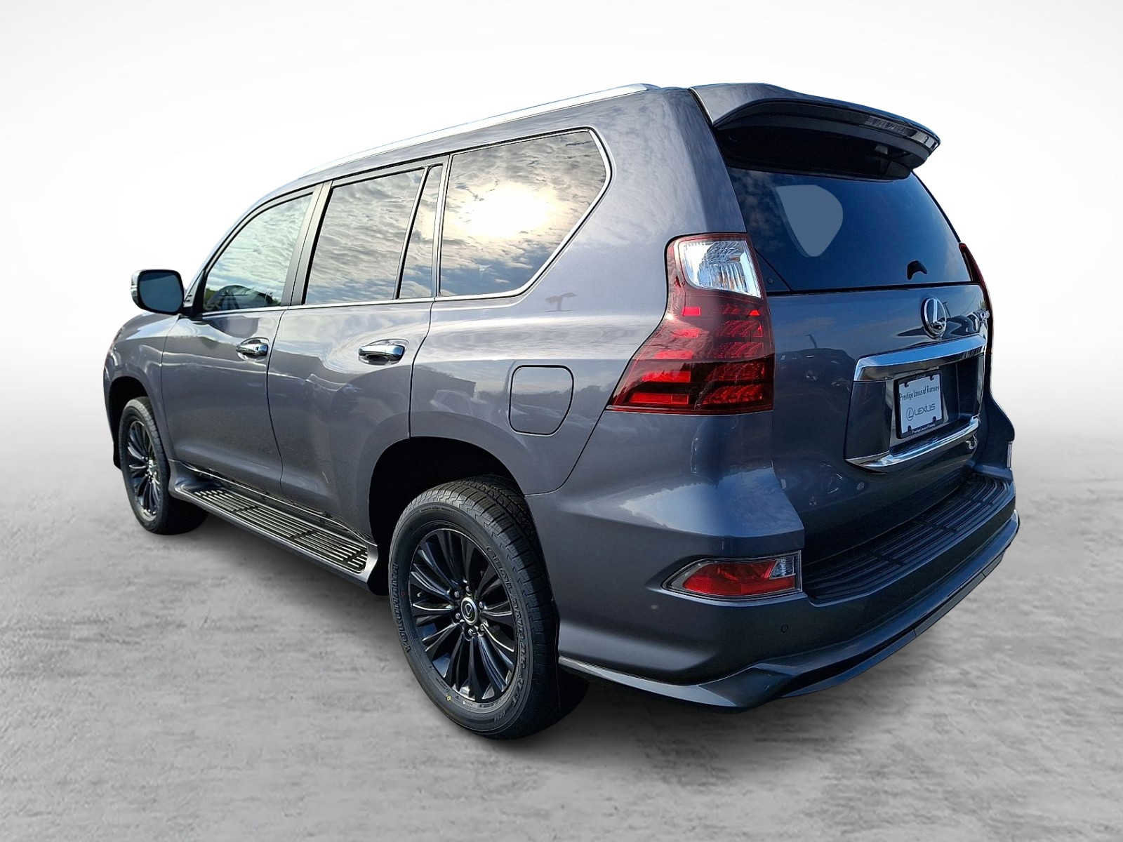 Certified 2022 Lexus GX 460 Luxury w/ Sport Design Package AWD/4WD image 6