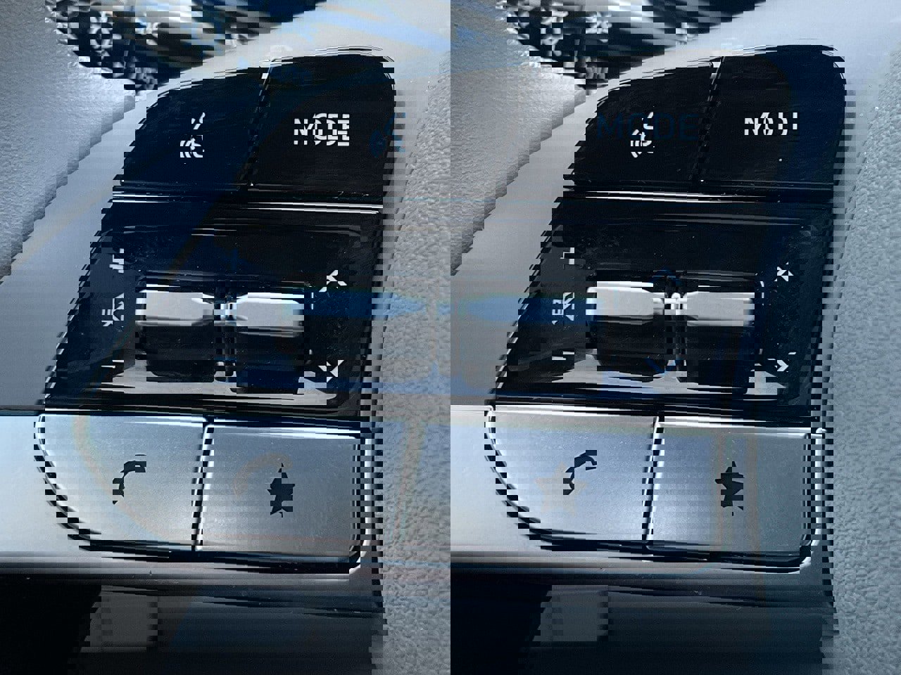 Used 2025 Hyundai Elantra SEL image 22