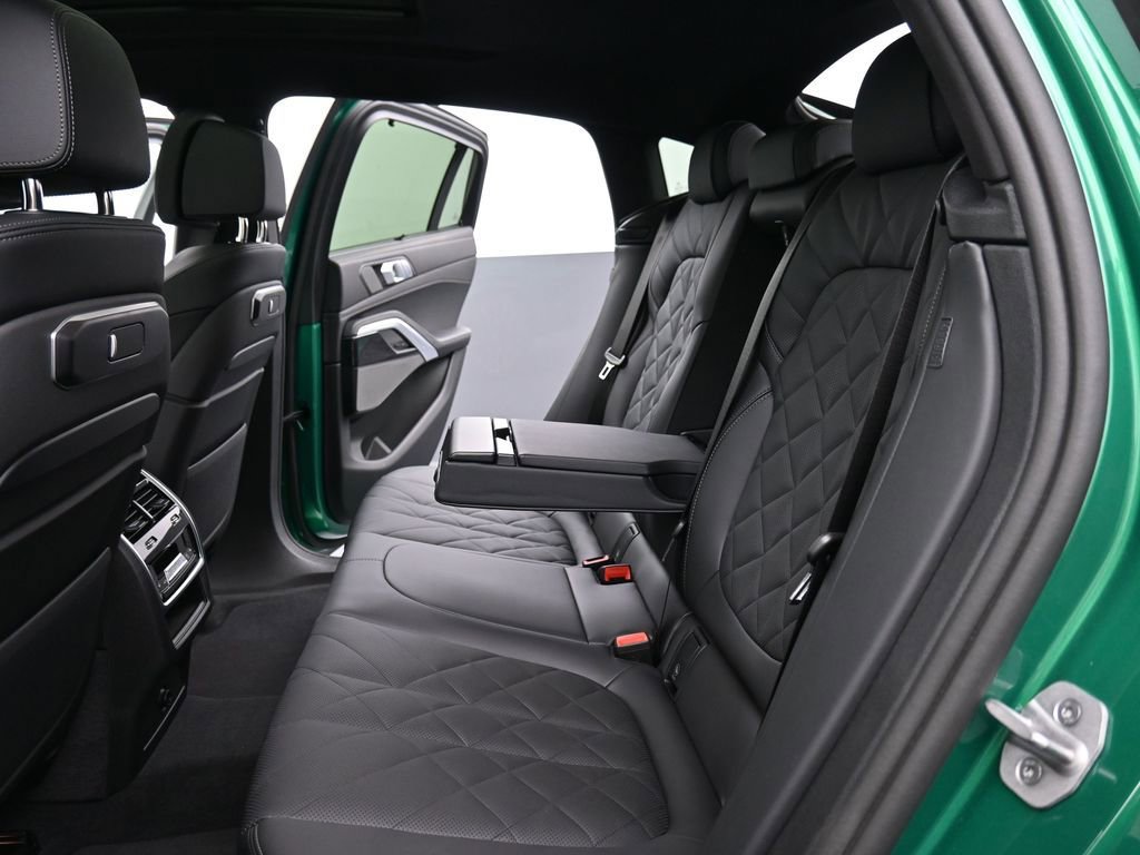 Used 2026 BMW X6 M60i image 16