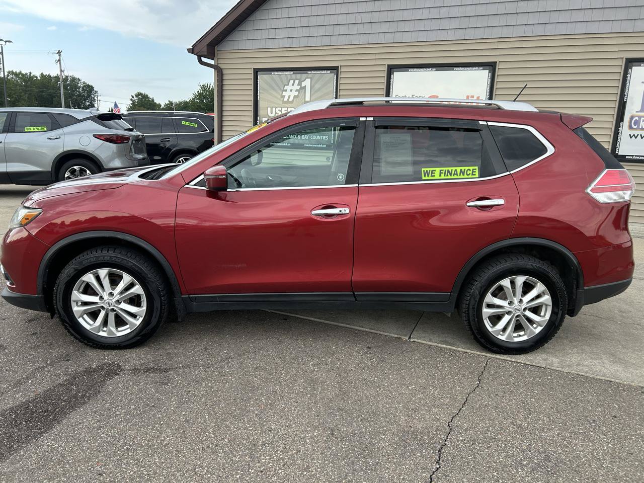 Used 2016 Nissan Rogue SV AWD/4WD image 8